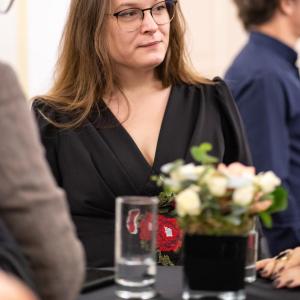Ana v